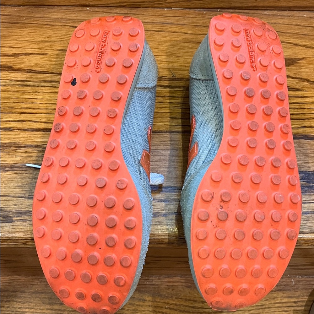 New Balance 410 Women's Sneakers in Gray and Orange - Picture 3 of 4